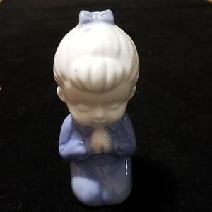 Lefton, Girl praying figurine, EUC